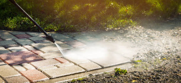 Best Gutter Cleaning  in Sugarcreek, OH
